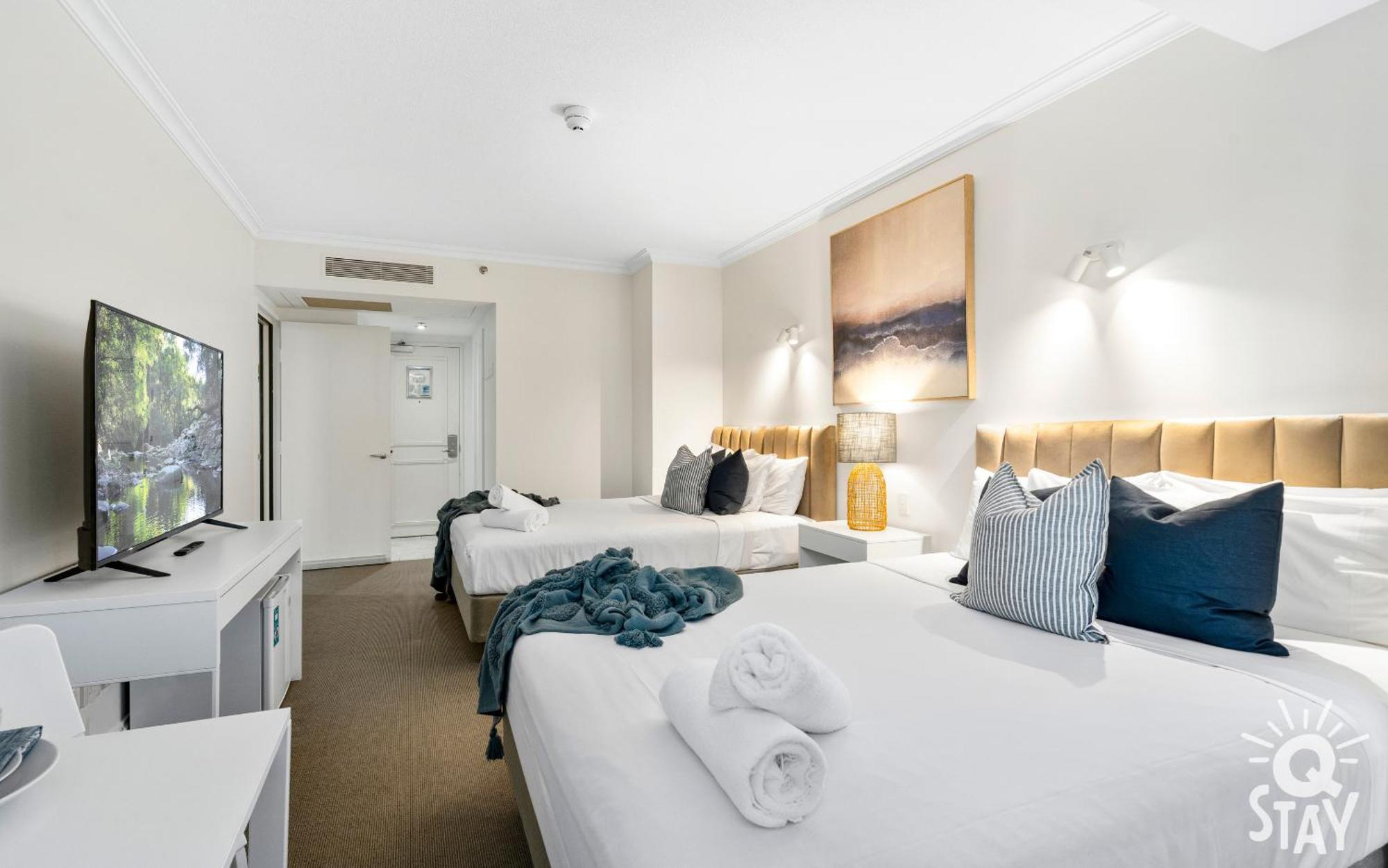 Legends Surfers Paradise Mid Week Madness Deal - Q Stay โกลด์โคสต์ ภายนอก รูปภาพ