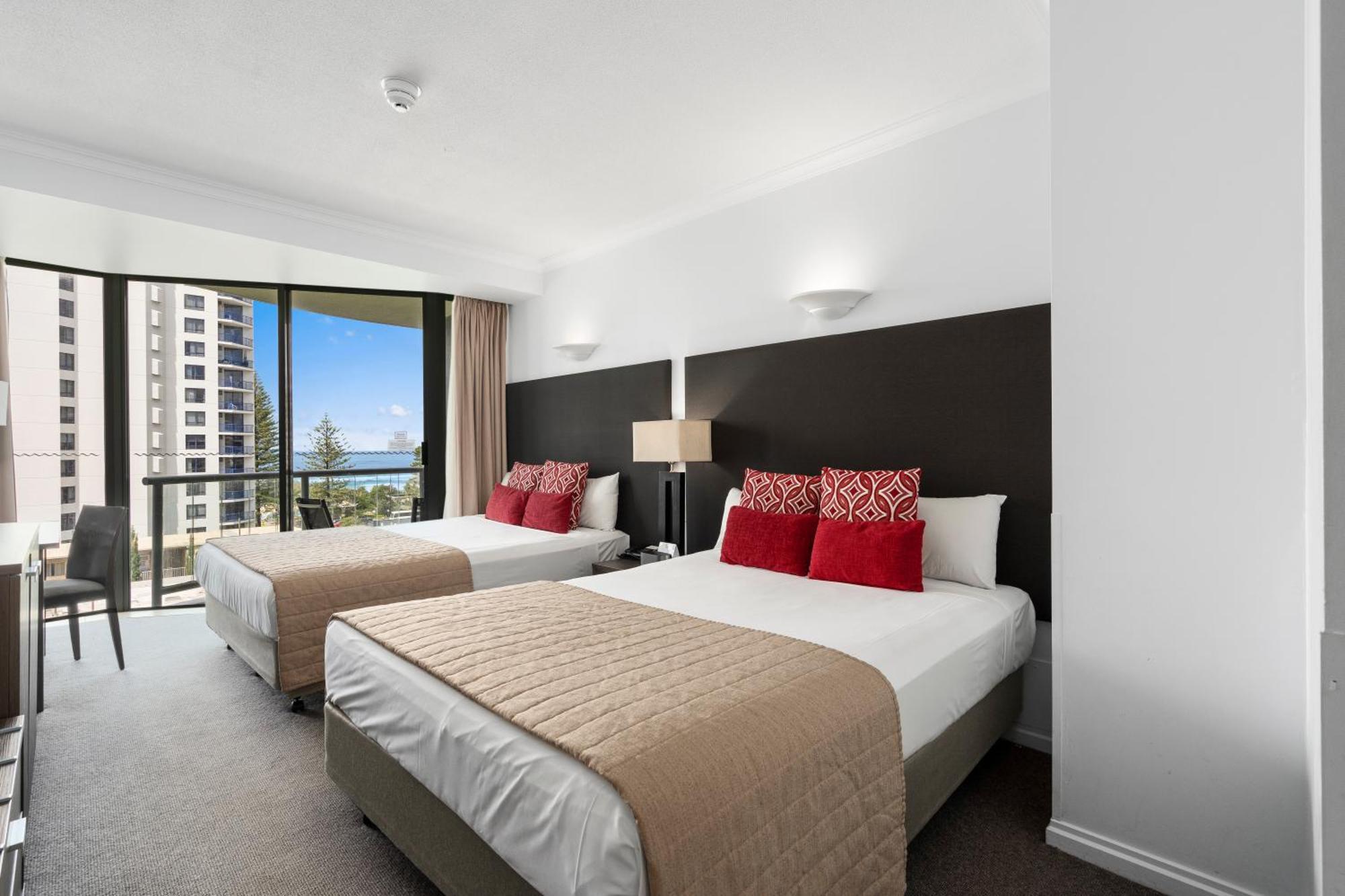 Legends Surfers Paradise Mid Week Madness Deal - Q Stay โกลด์โคสต์ ภายนอก รูปภาพ
